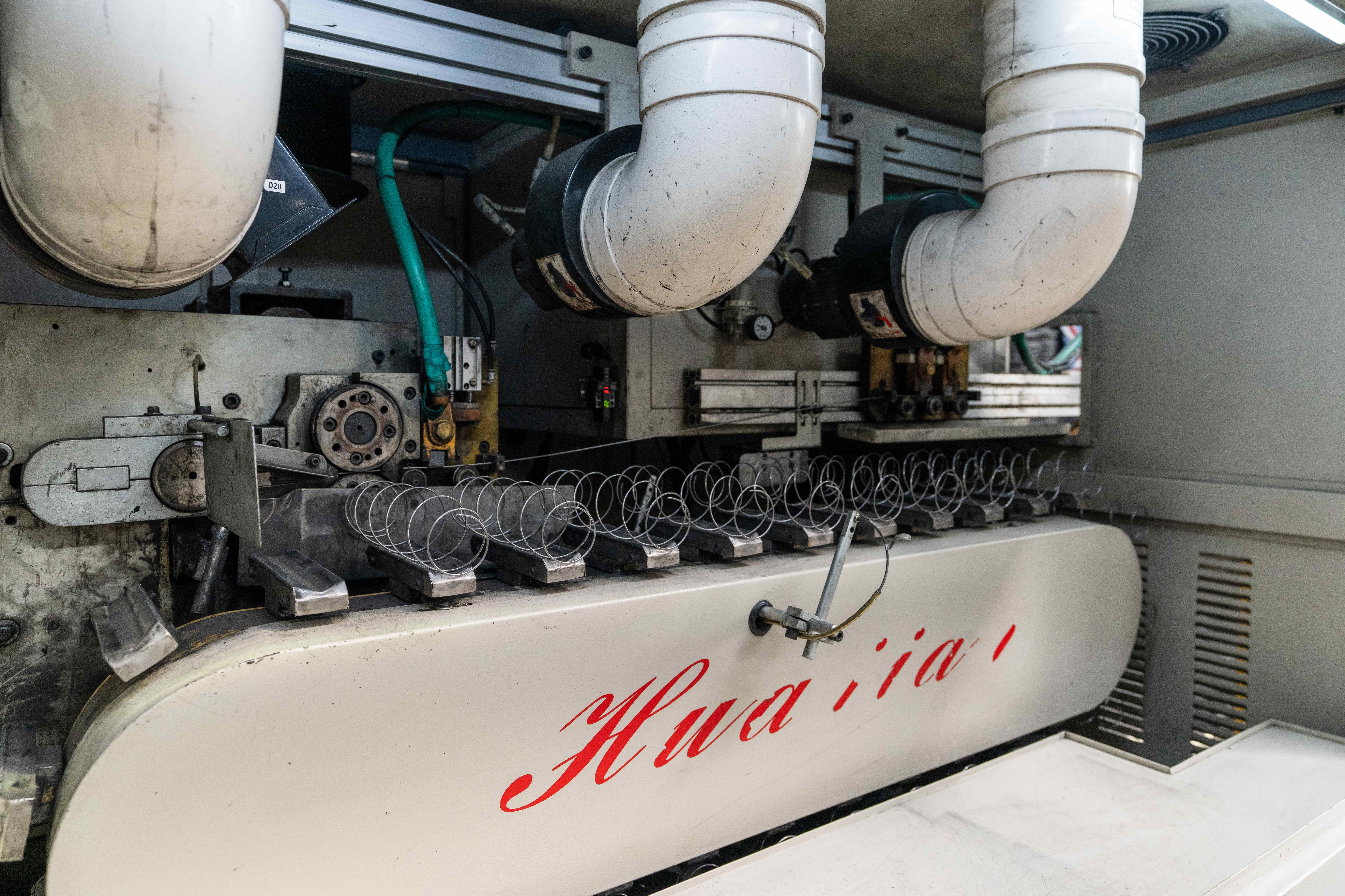 DIGITAL POCKET SPRING MACHINE