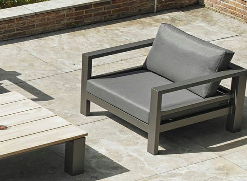 main title main title